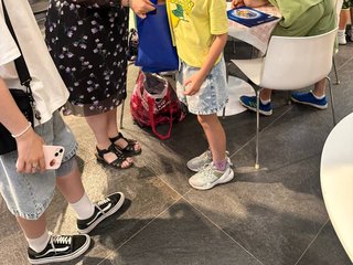 photo_5463379343645471765_y